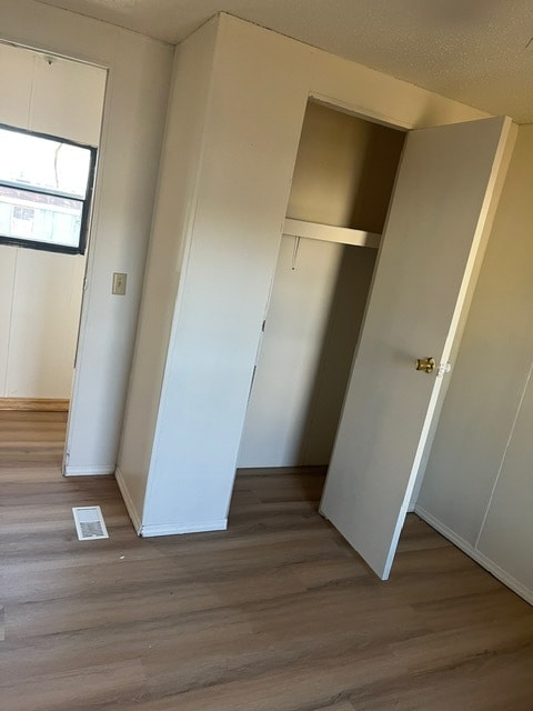 Building Photo - 8379 Parkview Ln