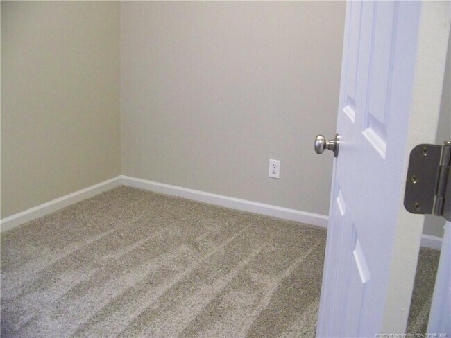 Building Photo - 1981 Wheeling St