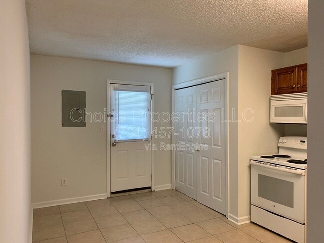 Building Photo - 56 Tribune Ave SW