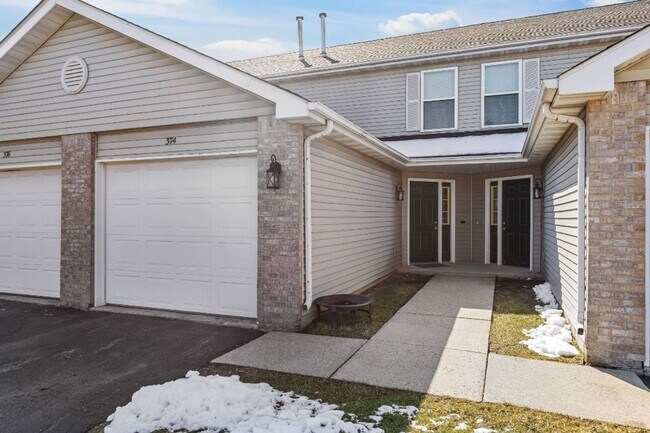 Building Photo - Rockford Townhomes East