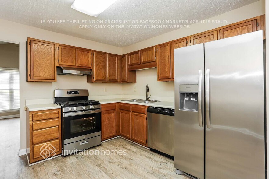 Building Photo - 5235 Forest View Trail