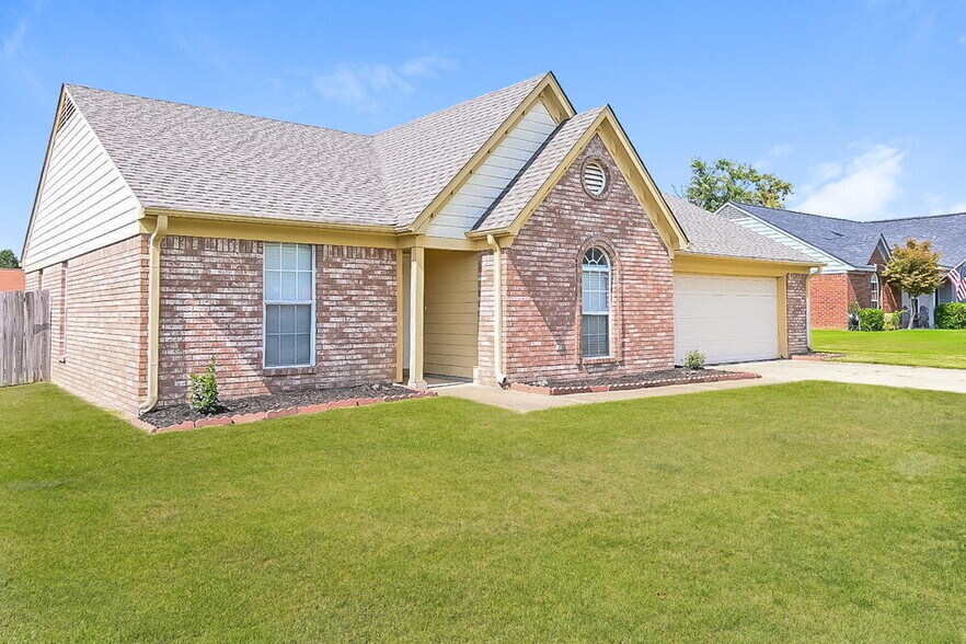 Building Photo - 9161 Preakness Dr