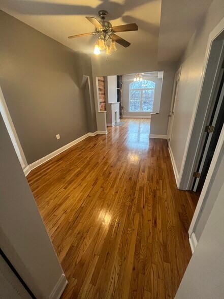 Dining Room - 6444 S Dorchester Ave