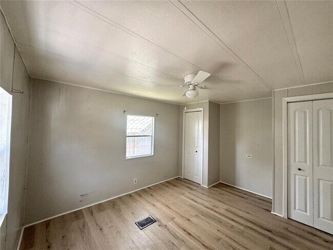 Building Photo - 4152 Richmond Ave