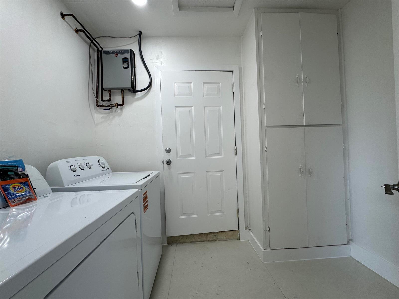 Building Photo - 6610 Greene St