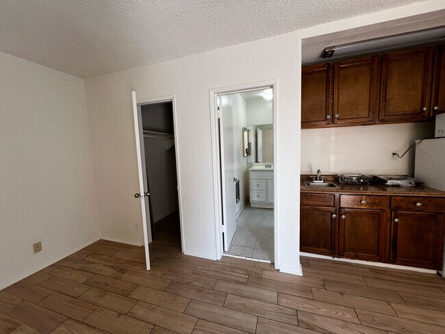 Building Photo - 1512 Butler Ave