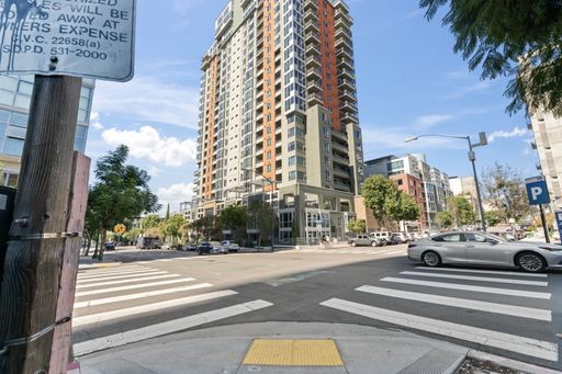 Building Photo - San Diego- Downtown- La Vita – Little Italy Condo- Split Level Style New Year Move In Special