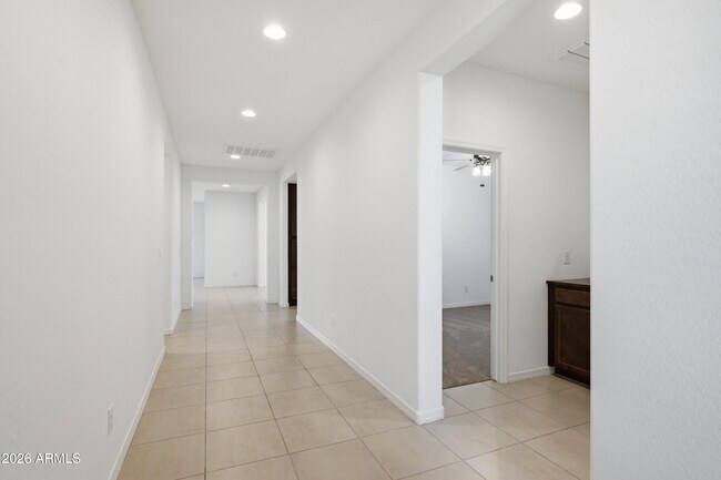 Building Photo - 3810 N 101st Dr