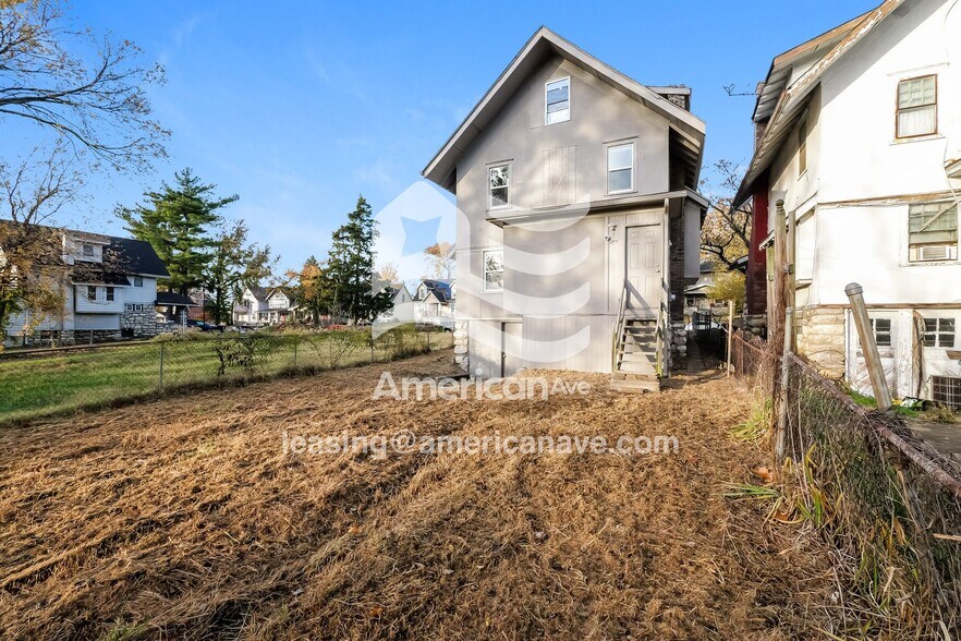 Building Photo - 3743 Flora Ave