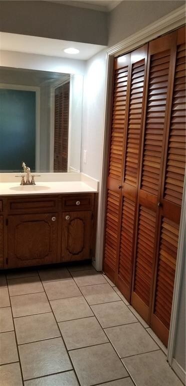 Building Photo - 317 S Denton Ave