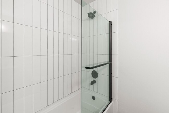 Building Photo - 48 W Broadway