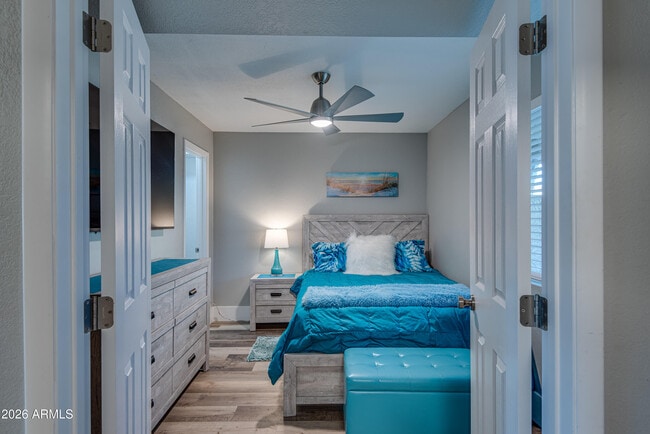 Building Photo - 4150 E Cactus Rd