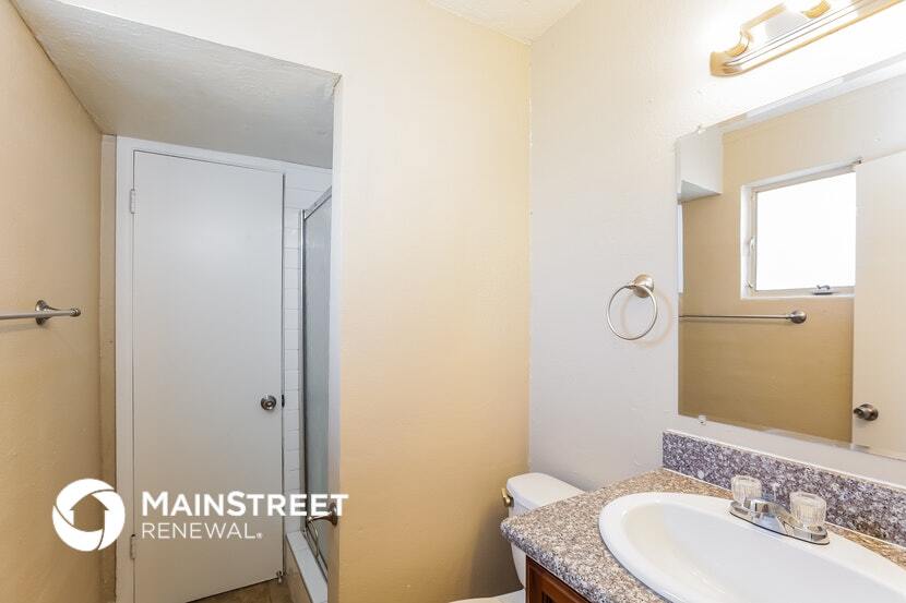 Building Photo - 5534 W Weldon Ave