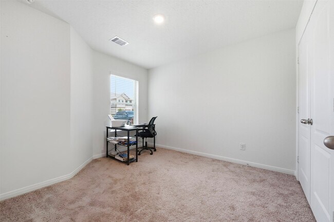 Building Photo - 25343 Trinity Oakley Ct
