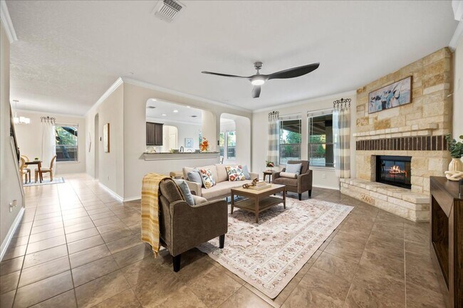 Building Photo - Move-In Ready Home with Resort-Style Backyard