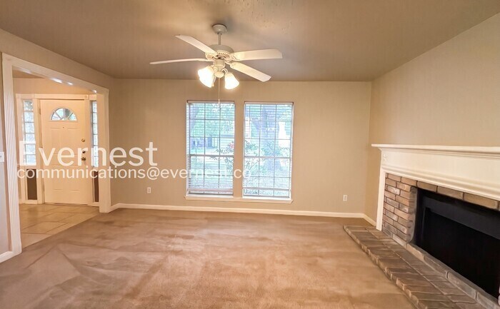 Building Photo - 12322 Flaxen Dr