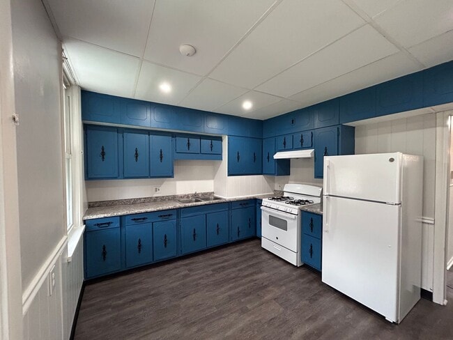 Building Photo - roc2107