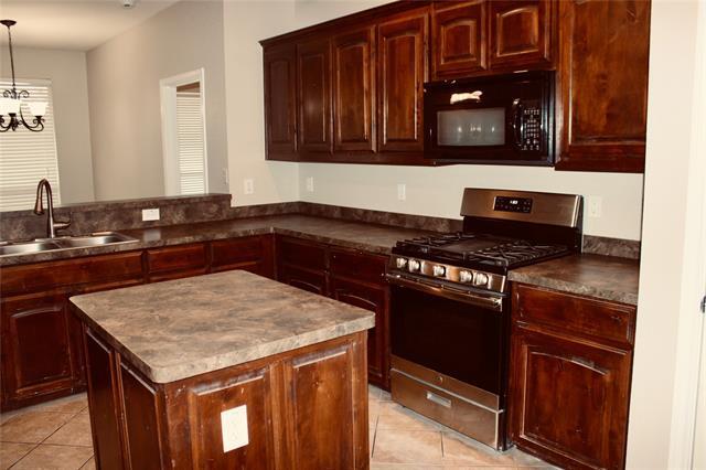 Building Photo - 10240 Los Barros Trail