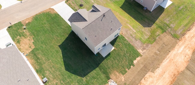 Building Photo - 4831 Birchcrest Ln