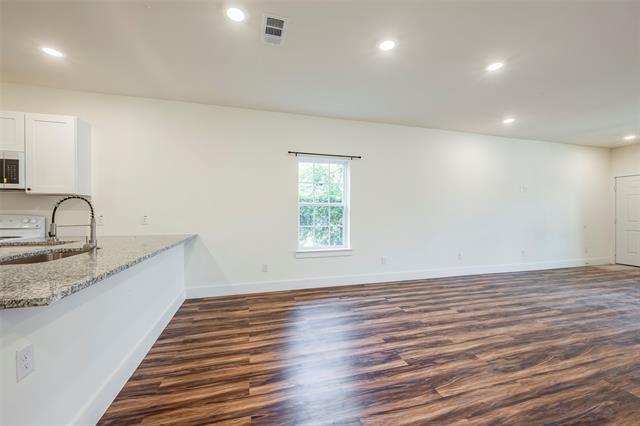 Building Photo - 3525 Herrling St