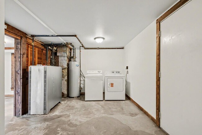 Building Photo - 7204 Thornapple River Ct SE