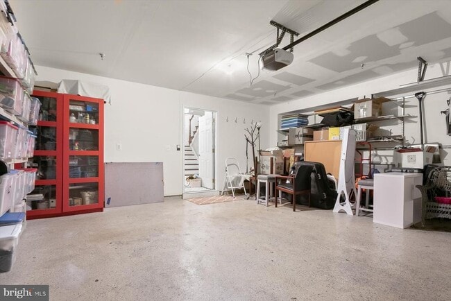 Building Photo - 7207 Phelps Hill Ct