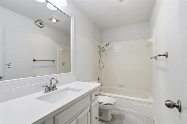 Building Photo - 4504 Boston Dr