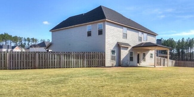 Building Photo - 260 Wentworth Pl