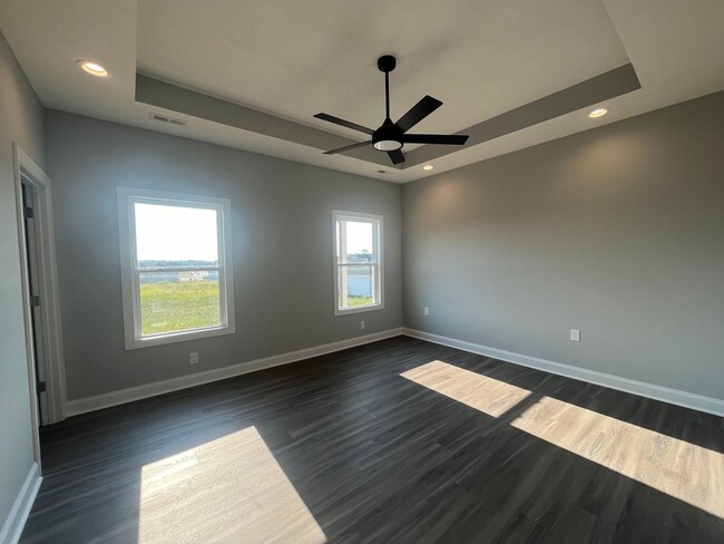 Building Photo - Three bedroom new construction home close ...