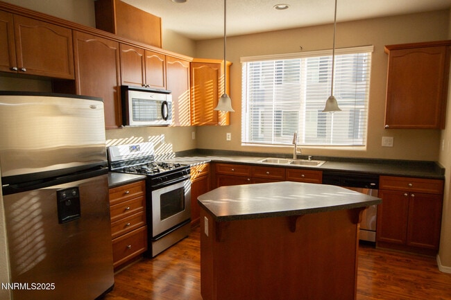 Building Photo - 3116 Sterling Ridge Cir