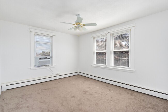 Building Photo - 246 George Waterman Rd
