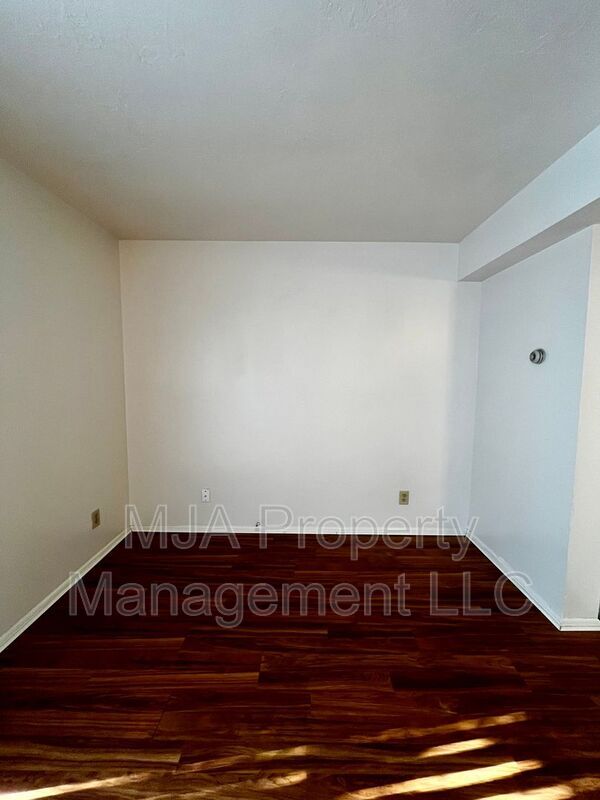 Building Photo - 1145 W 1600 N