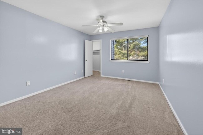 Building Photo - 203 Gregorys Way