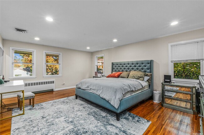 Building Photo - 11 Melby Ln