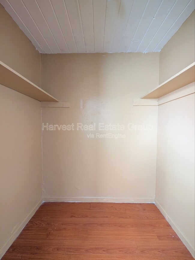 Building Photo - 1247 23rd St