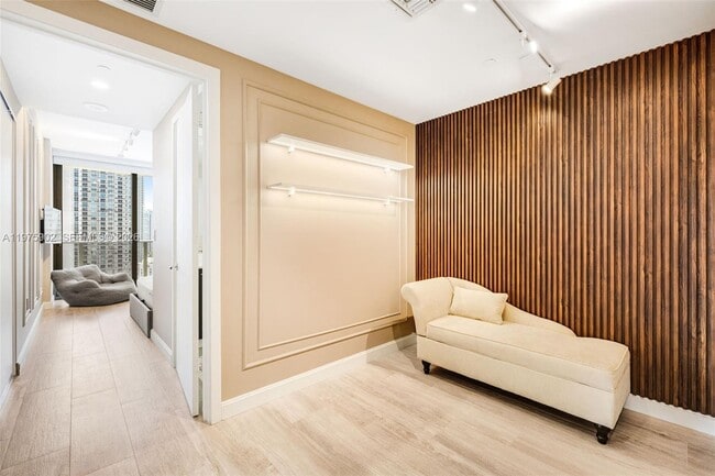 Building Photo - 45 SW 9th St