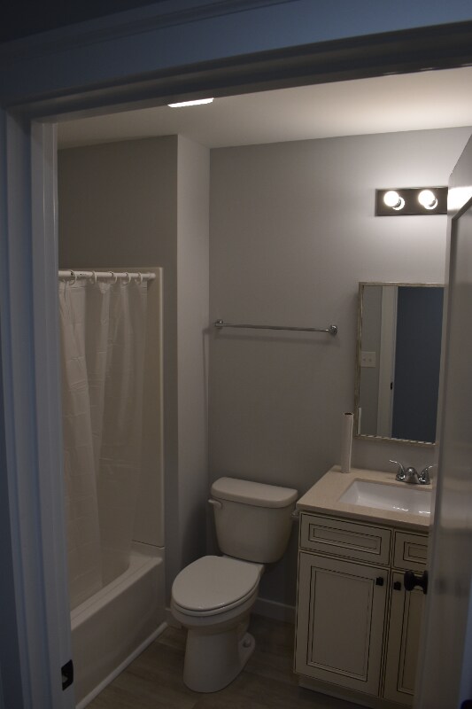 Building Photo - 1310 E Lauderdale St