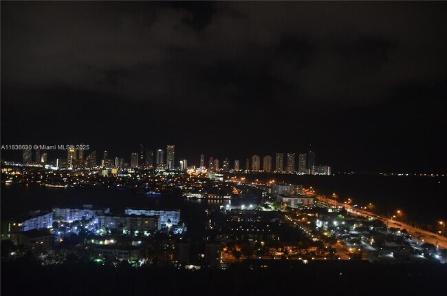 Building Photo - 16385 Biscayne Blvd