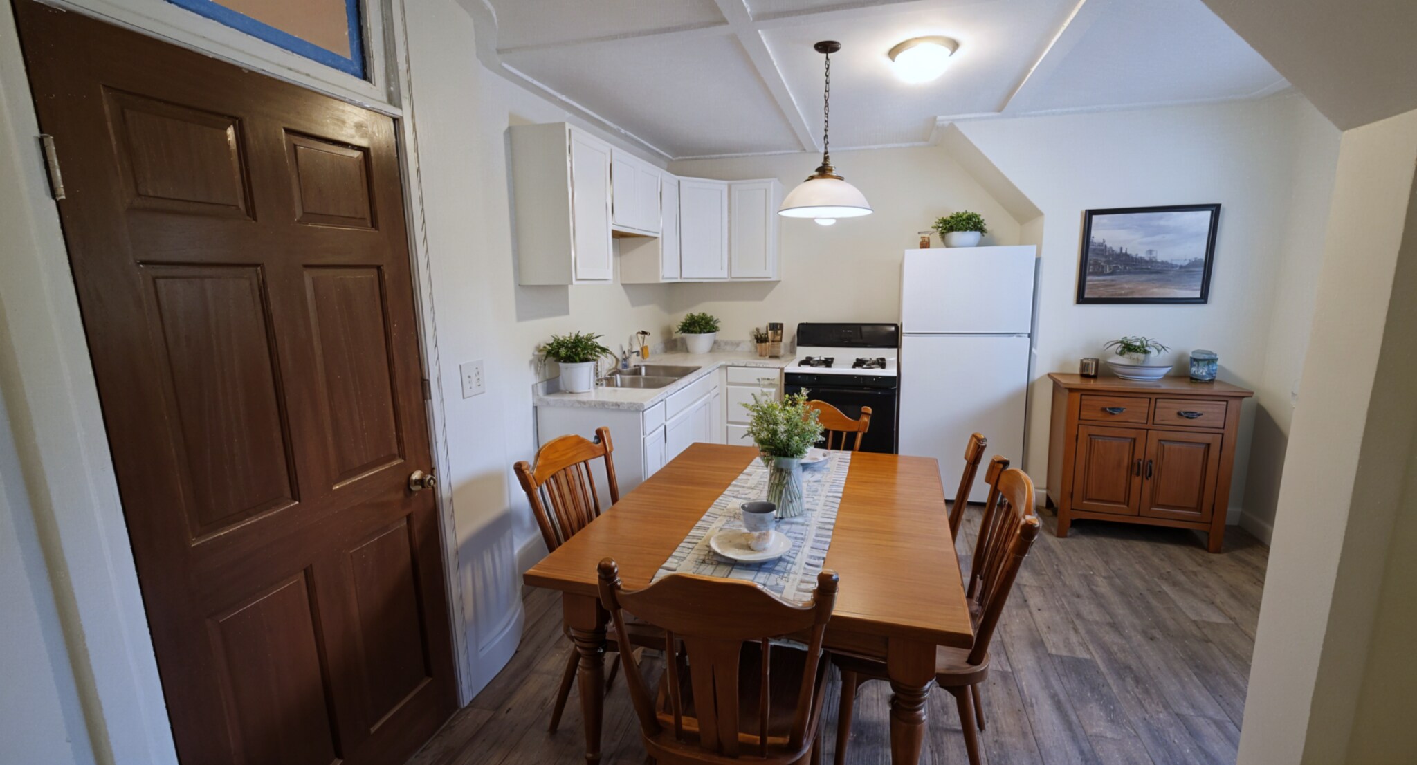 Kitchen - 128 W Main St
