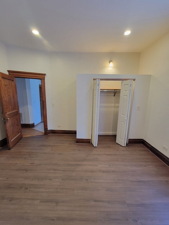 Building Photo - 1931 S St Louis Ave