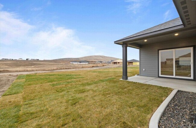 Building Photo - Brand New Construction Home in Richland – ...