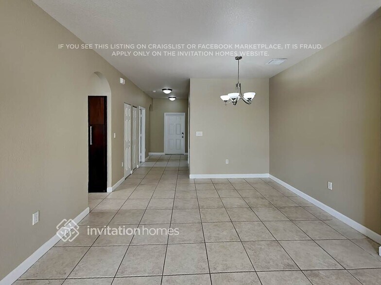 Building Photo - 14323 SW 156th Ave