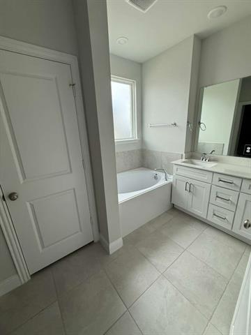 Building Photo - 1219 Triton Dr