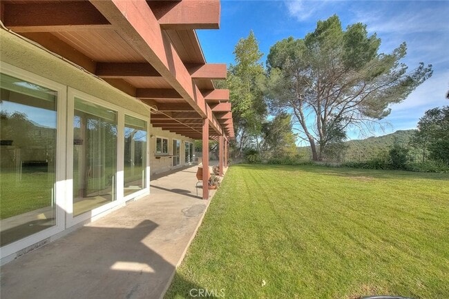 Building Photo - 16612 Park Ln Cir
