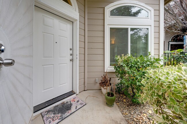 Building Photo - 3-Bed, 2.5-Bath Antelope Home with Vaulted Ceilings & Spacious Yard