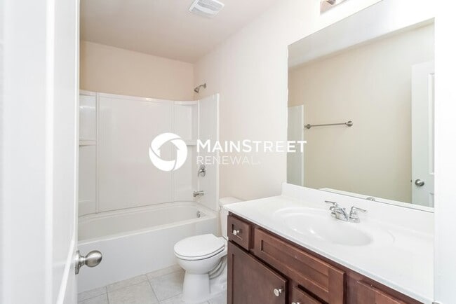 Building Photo - 4 Bedroom Pet-Friendly Home in Covington, ...