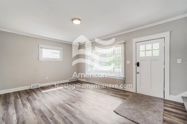 Building Photo - 625 Colima Dr