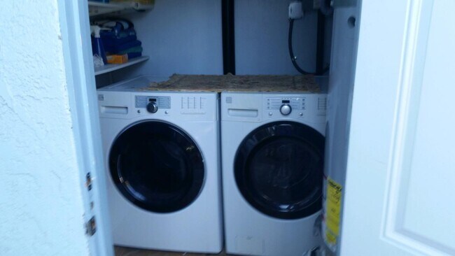 shared W&D in room outside house - 1147 Bonilla Dr