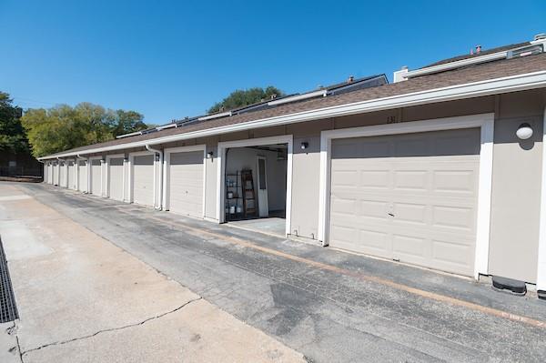 Building Photo - 1740 Timber Ridge Rd