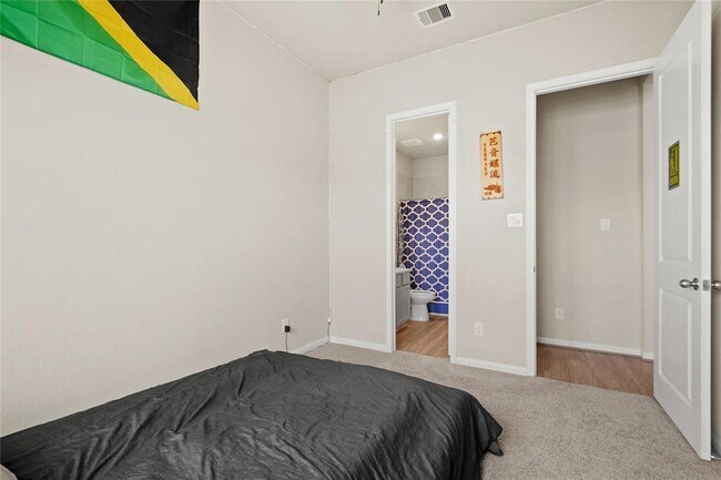 Building Photo - 31819 Harmony Heights Ln
